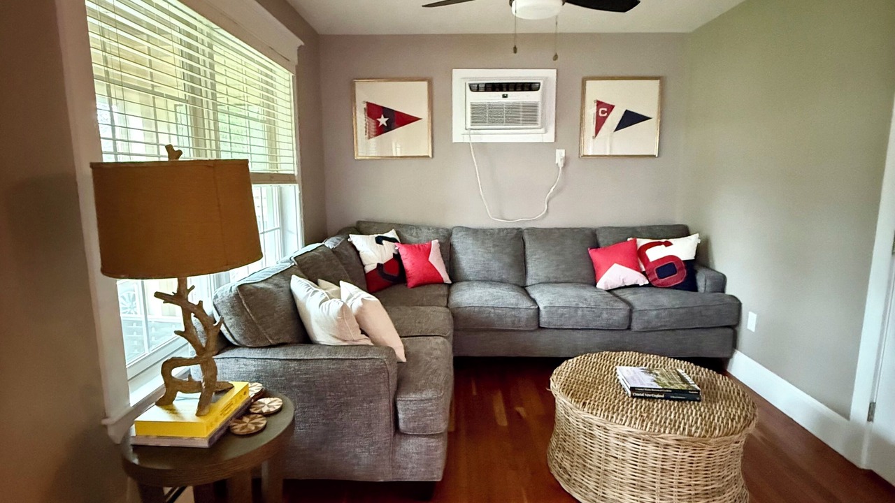 Photo of Livingroom in Edgecomb