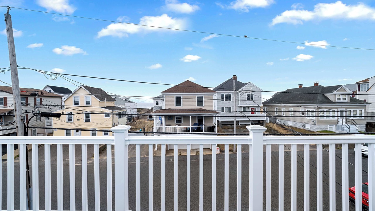 Photo of Patio Balcony in Salisbury Beach