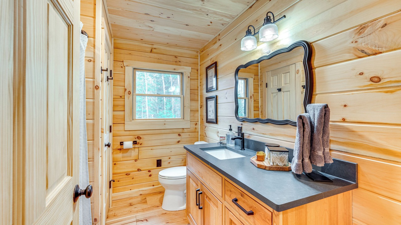 Photo of Bathroom in Jefferson