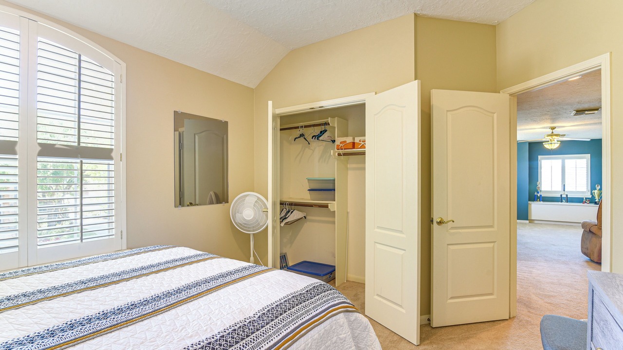 Photo of Bedroom in Pearland