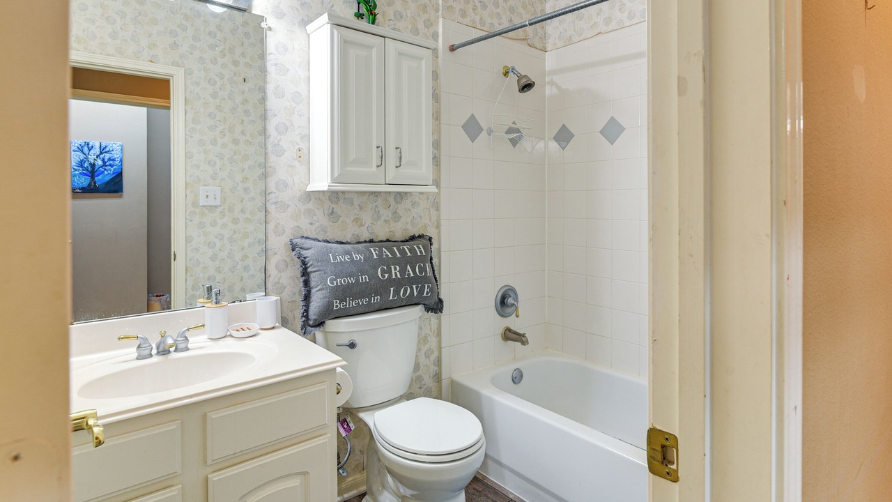Photo of Bathroom in Pearland
