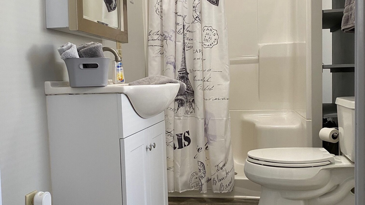 Photo of Bathroom in Glens Falls