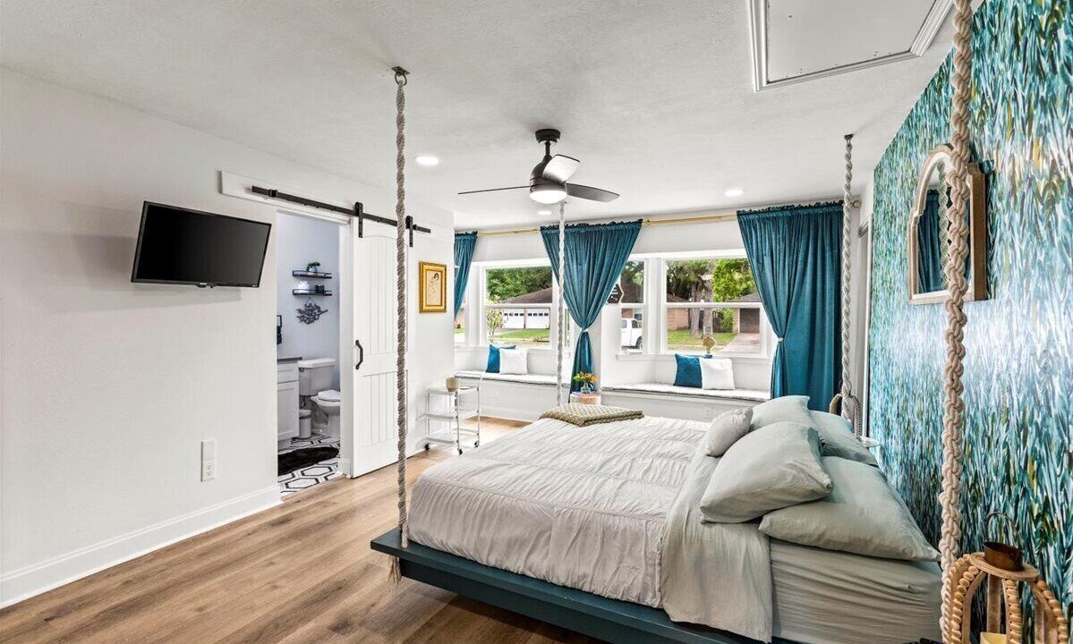 Photo of Bedroom in Westbury