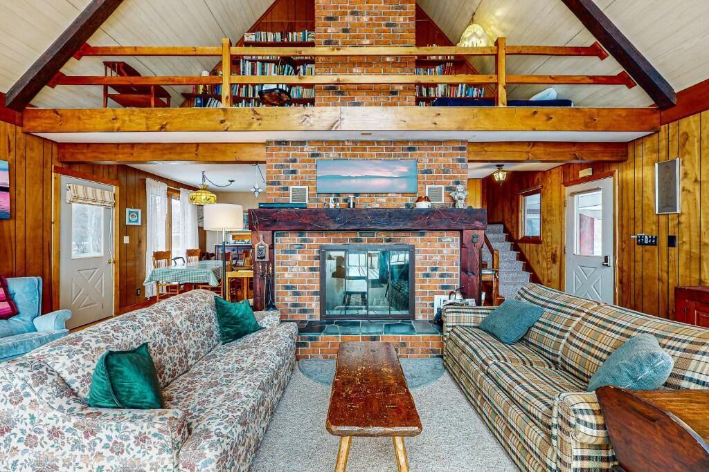 Photo of Livingroom in South Hero