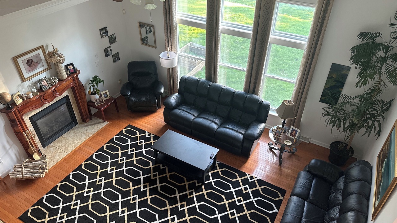 Photo of Livingroom in Niskayuna