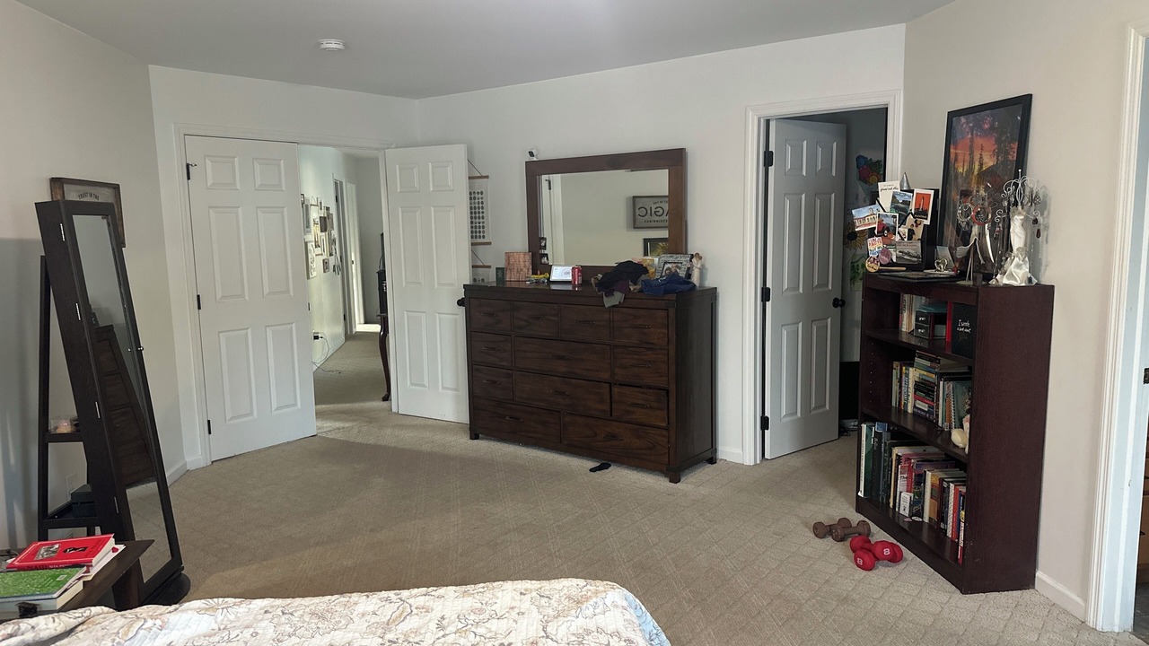 Photo of Bedroom in Niskayuna