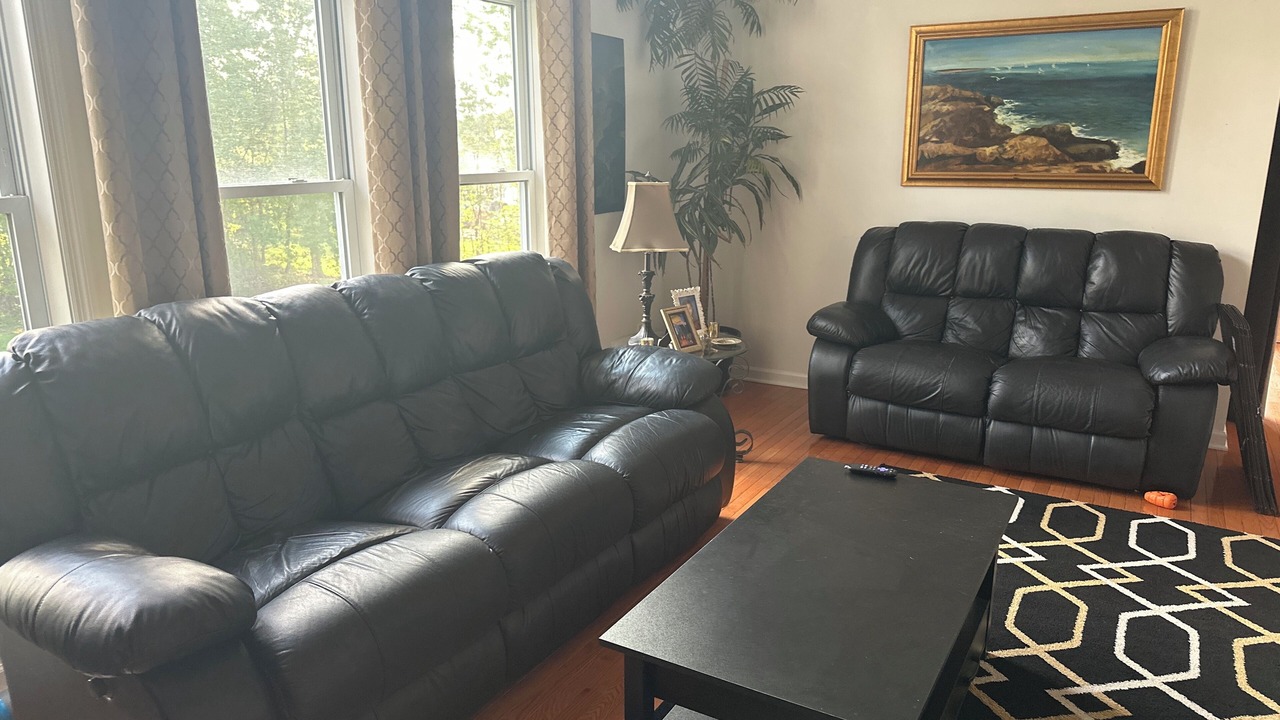 Photo of Livingroom in Niskayuna