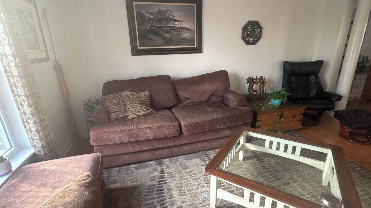Photo of Livingroom in Niskayuna