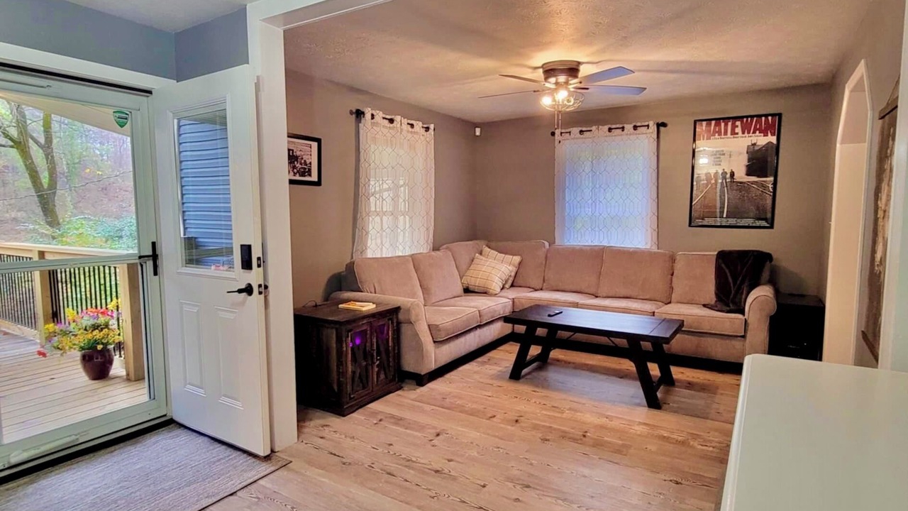 Photo of Livingroom in Mc Carr