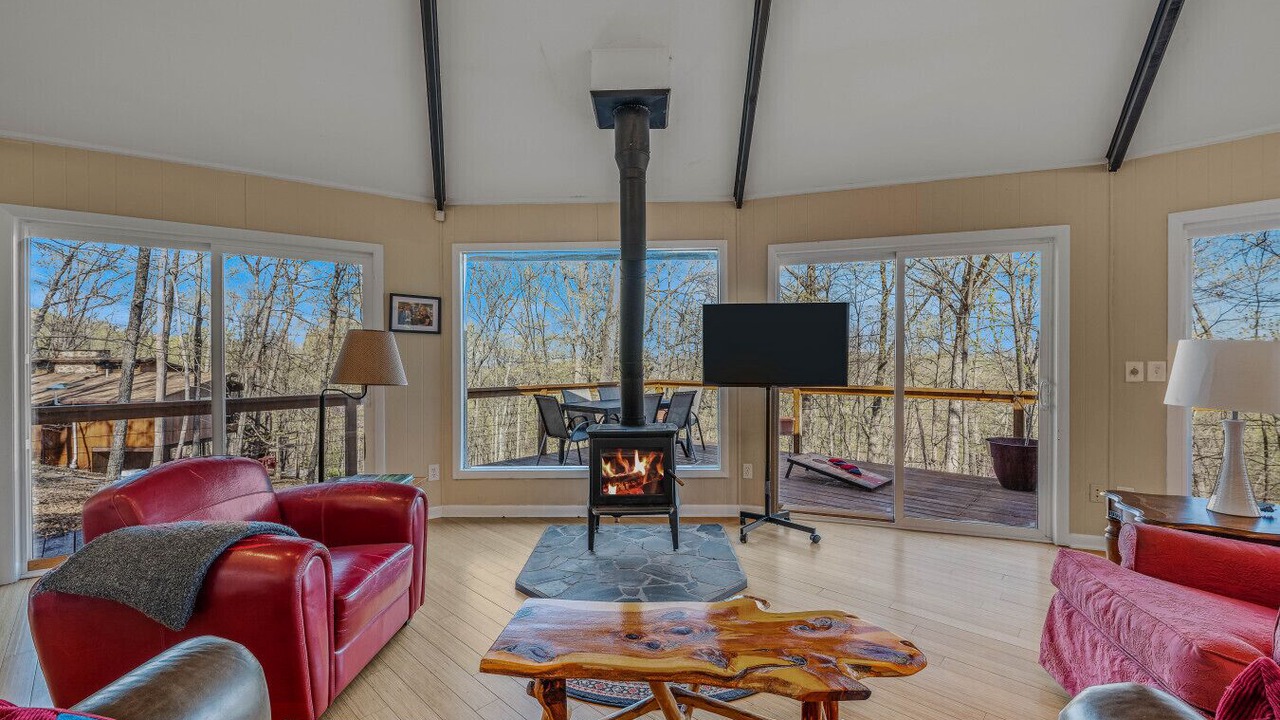 Photo of Livingroom in Berkeley Springs
