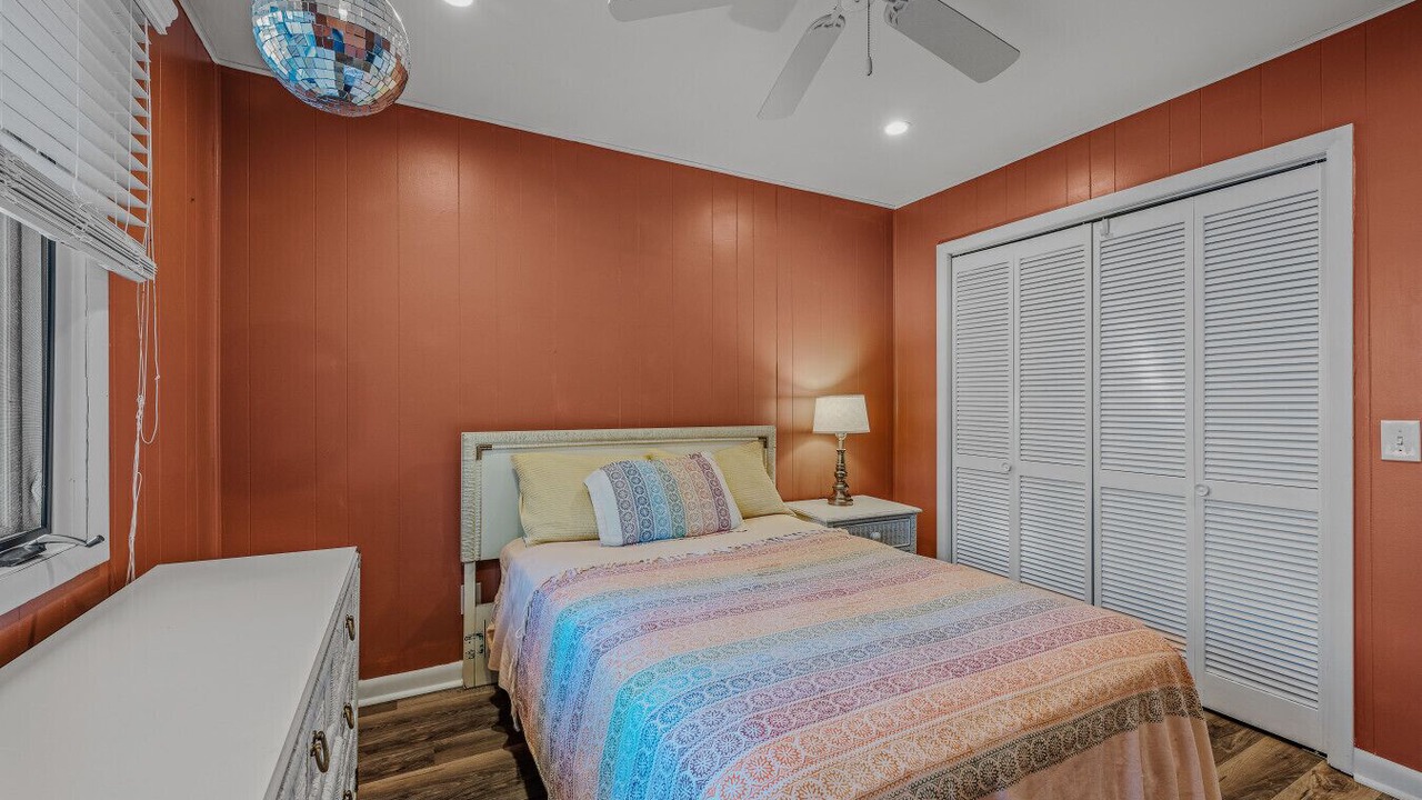 Photo of Bedroom in Berkeley Springs