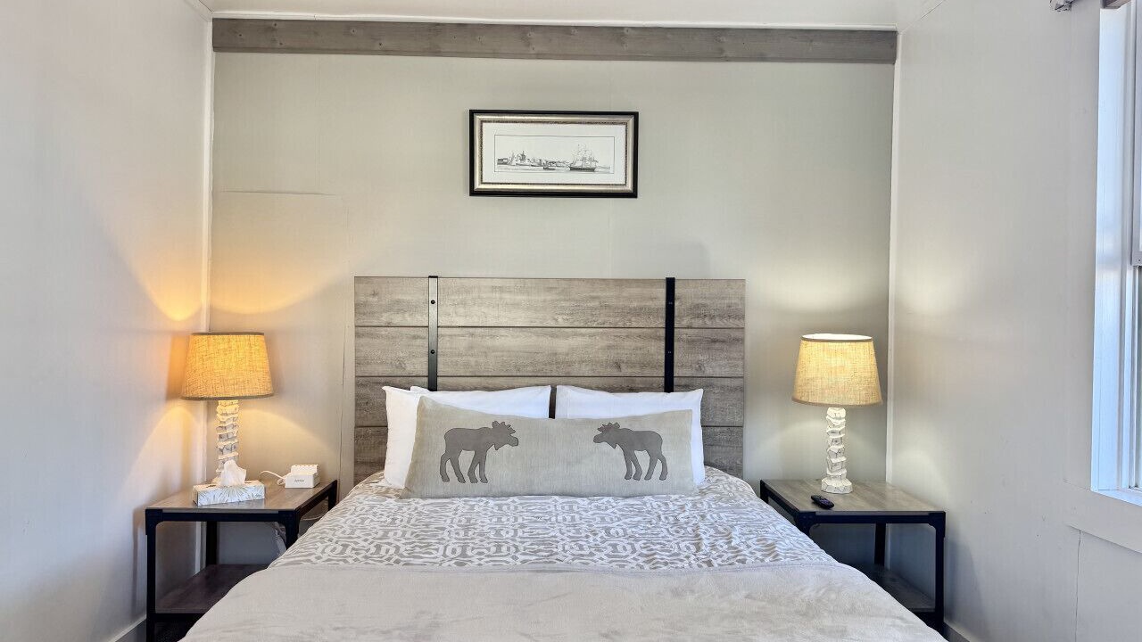 Photo of Bedroom in Hulls Cove