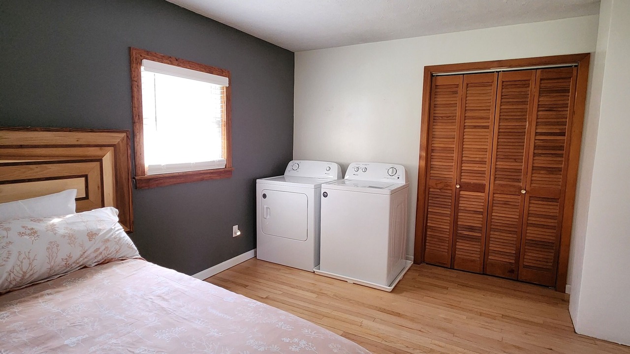 Photo of Bedroom in White Sulphur Springs