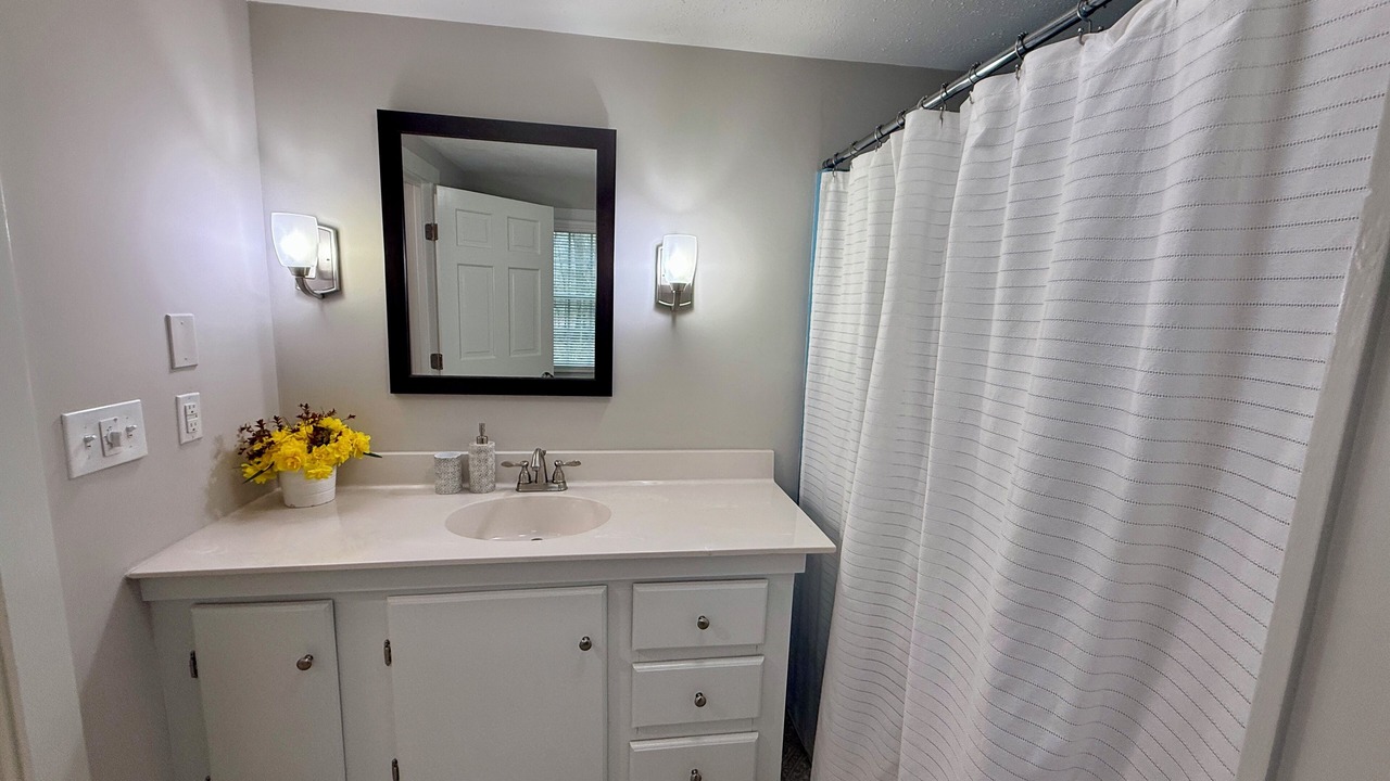 Photo of Bathroom in Cape Neddick
