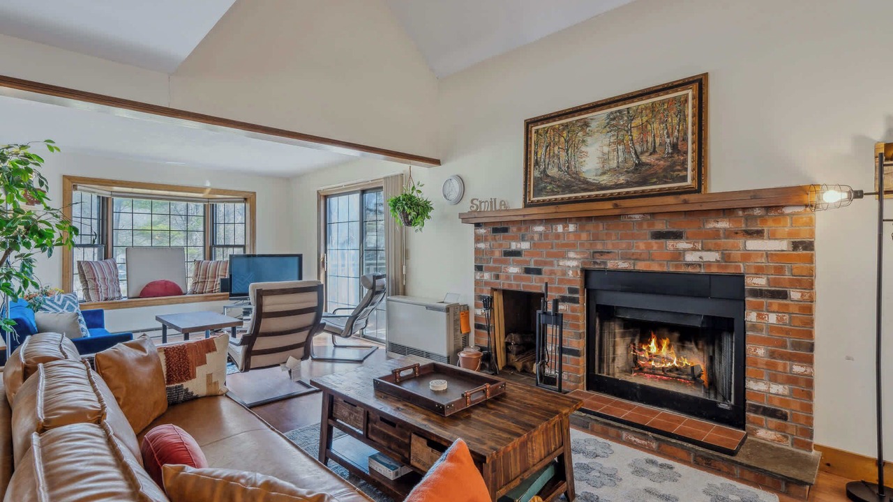 Photo of Livingroom in West Hartford