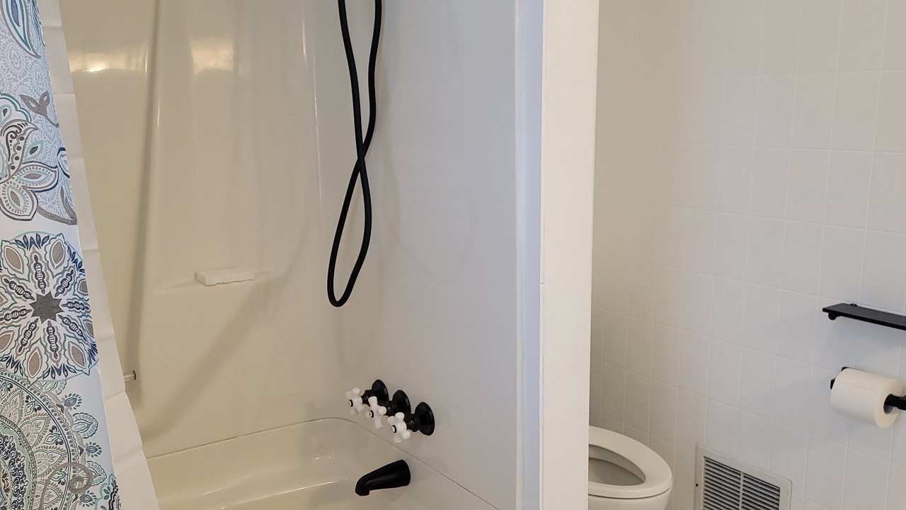Photo of Bathroom in Friendsville