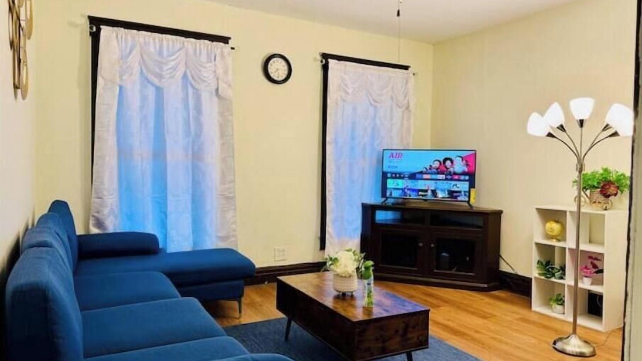 Photo of Livingroom in Niagara Falls