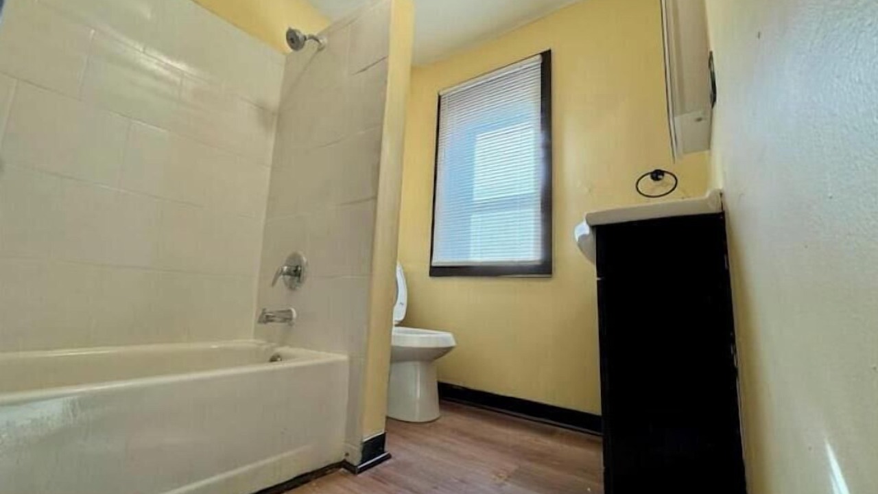 Photo of Bathroom in Niagara Falls