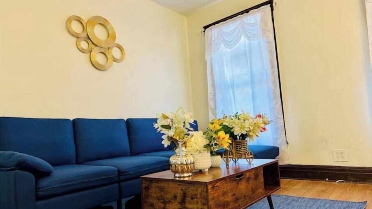 Photo of Livingroom in Niagara Falls