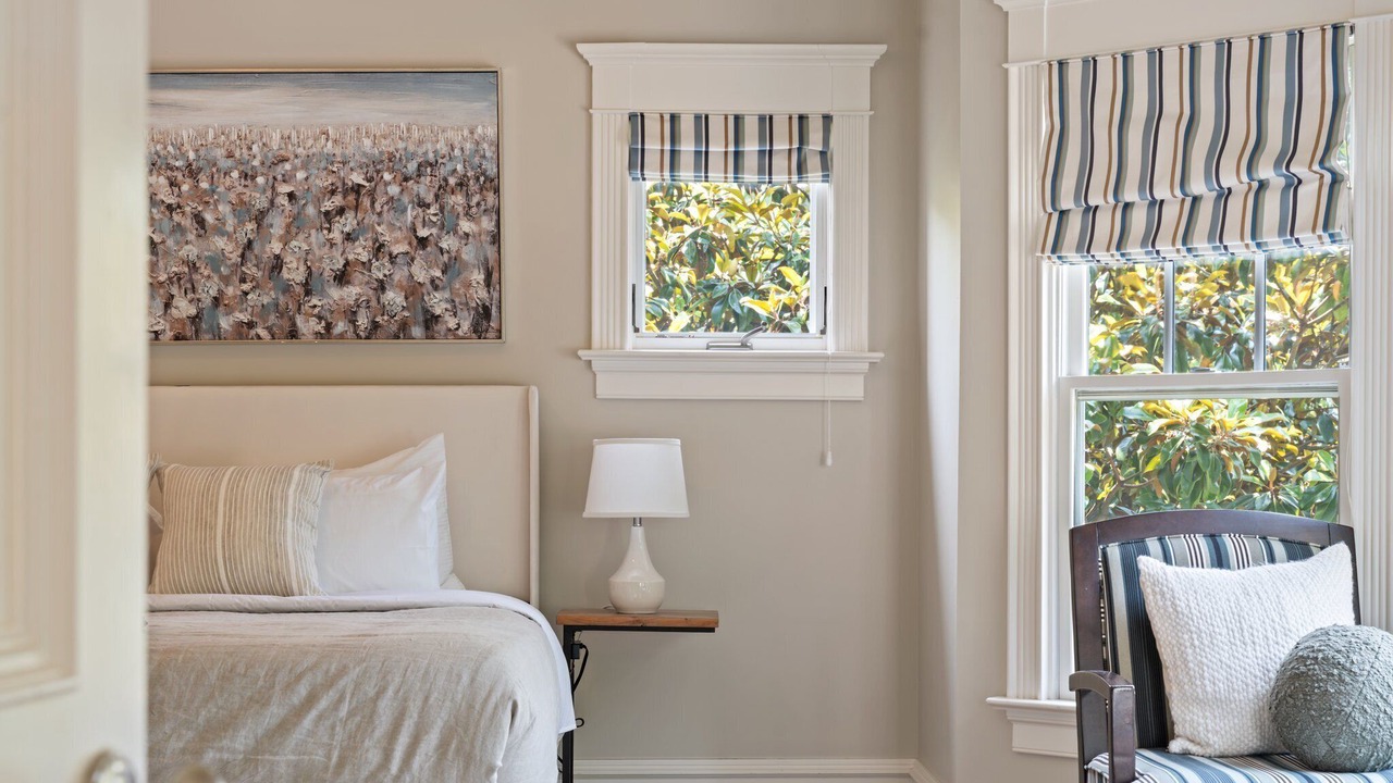 Photo of Bedroom in Jefferson Manor