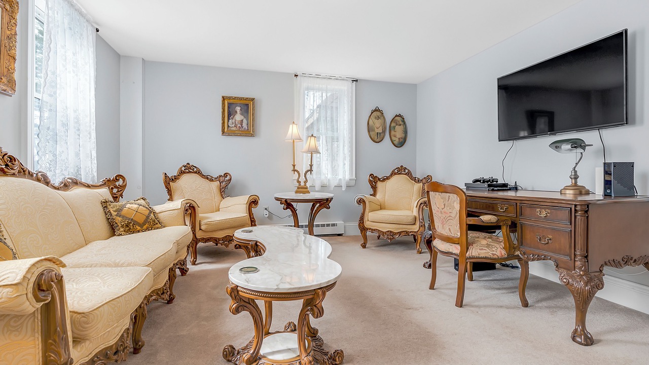 Photo of Livingroom in Bethel