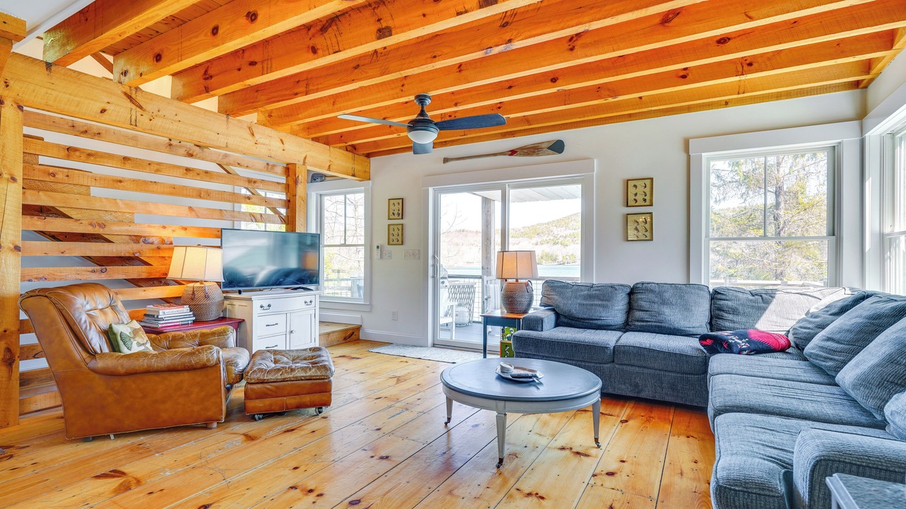 Photo of Livingroom in Wallingford