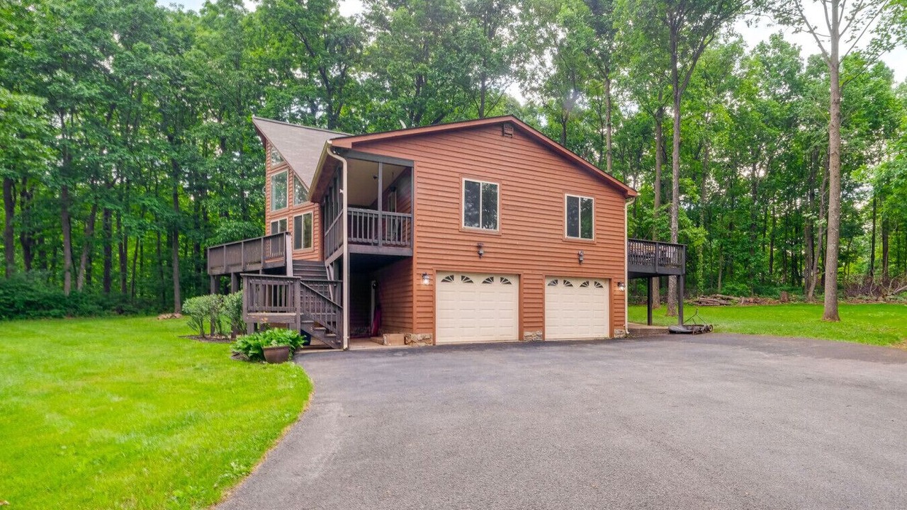 Photo of Outdoor in Linden