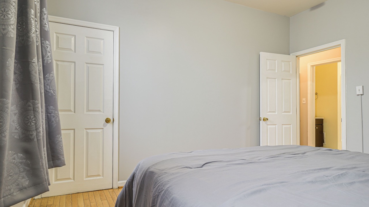 Photo of Bedroom in Downtown Baltimore