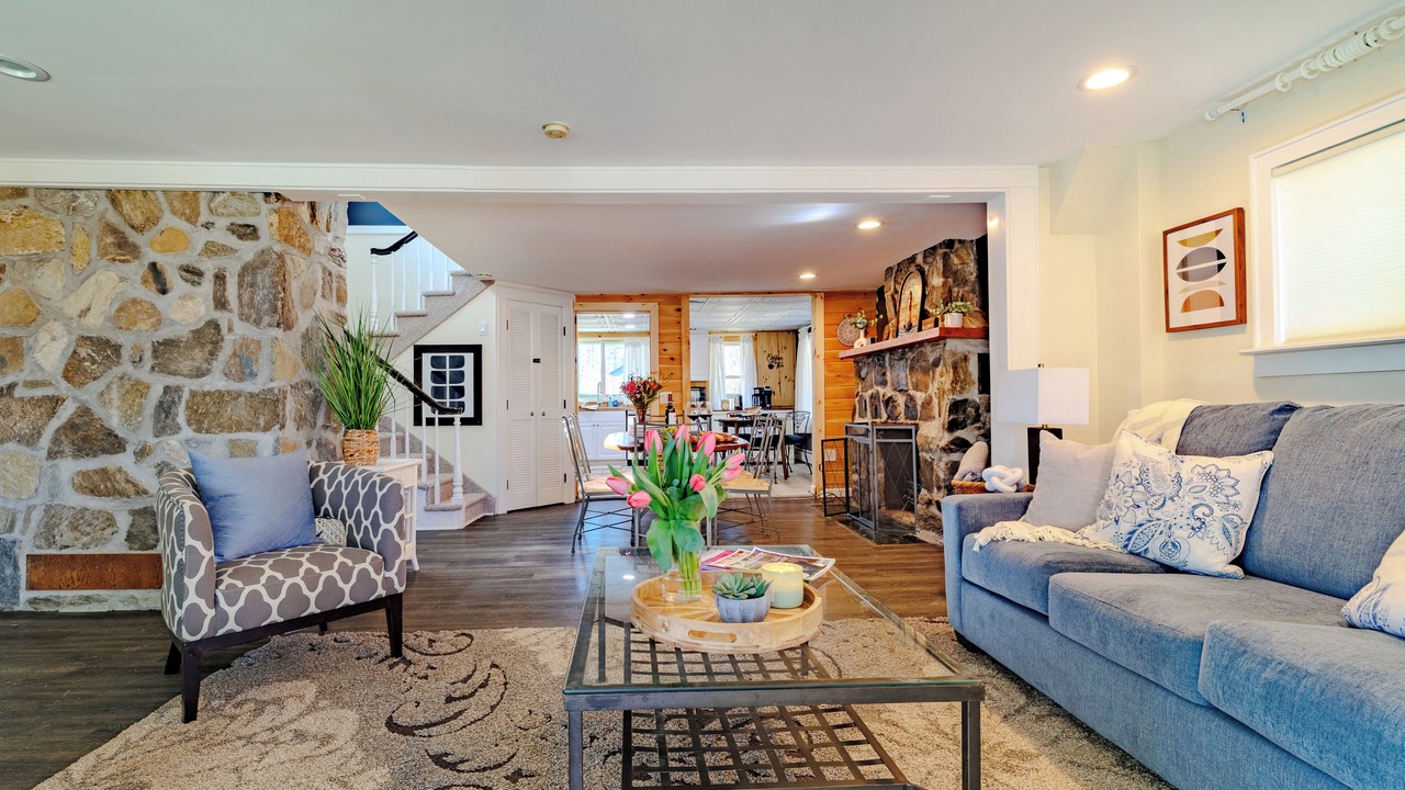 Photo of Livingroom in Richmond