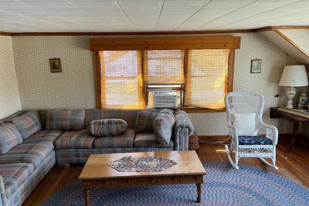 Photo of Livingroom in Brant Lake