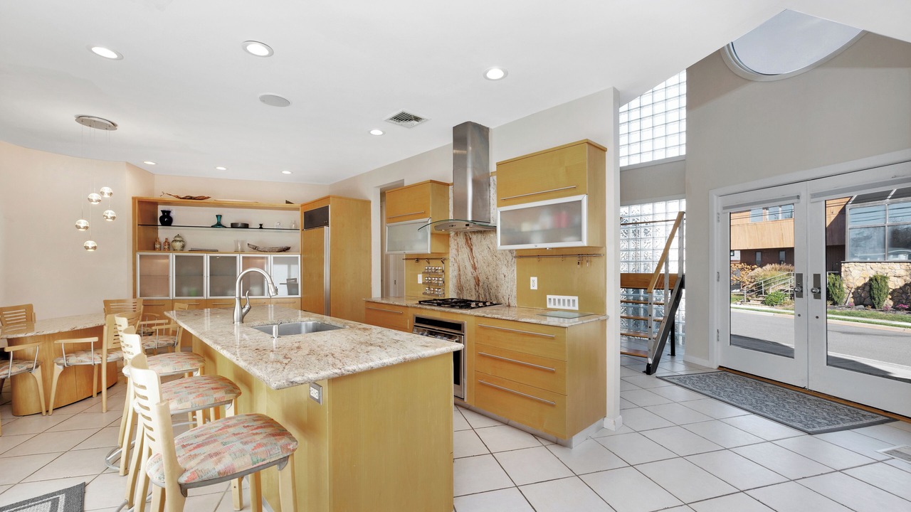 Photo of Kitchen in Lido Beach