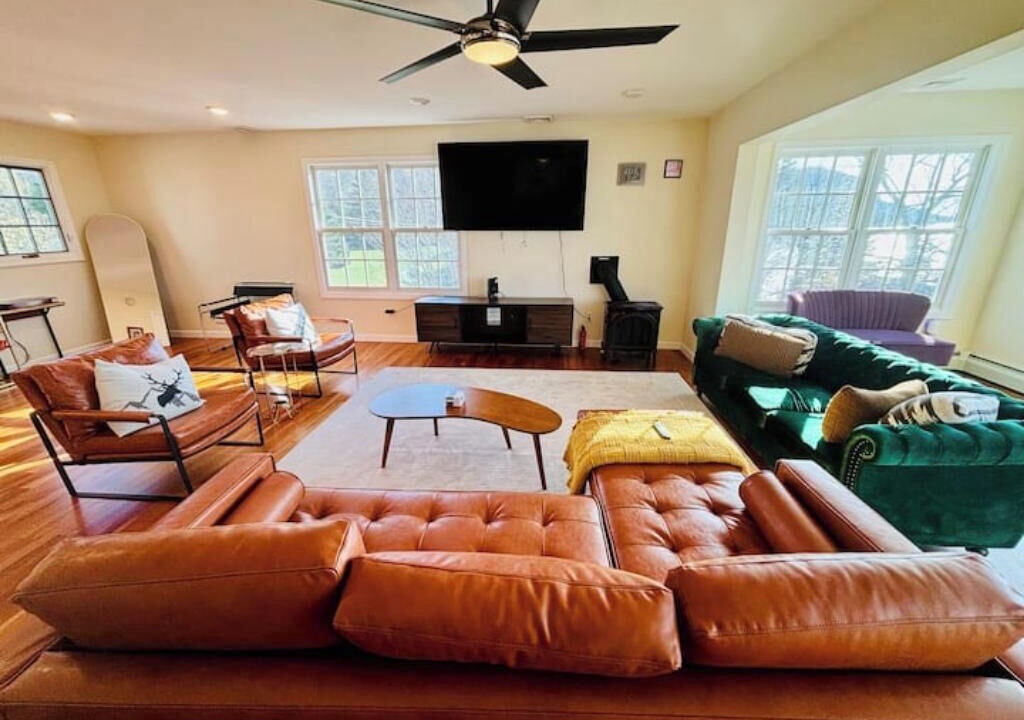 Photo of Livingroom in Chittenden County