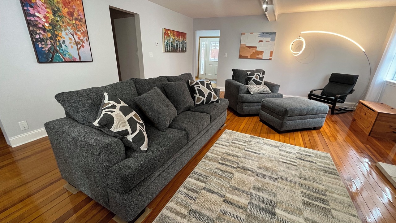 Photo of Livingroom in Deerfield