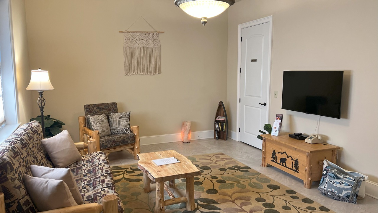 Photo of Livingroom in White Sulphur Springs