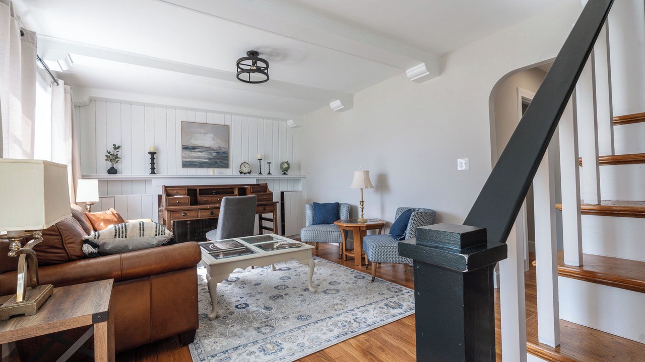 Photo of Livingroom in Salem