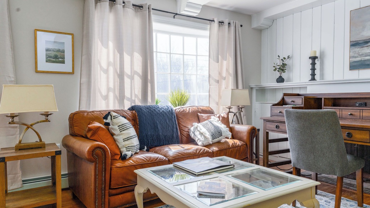 Photo of Livingroom in Salem