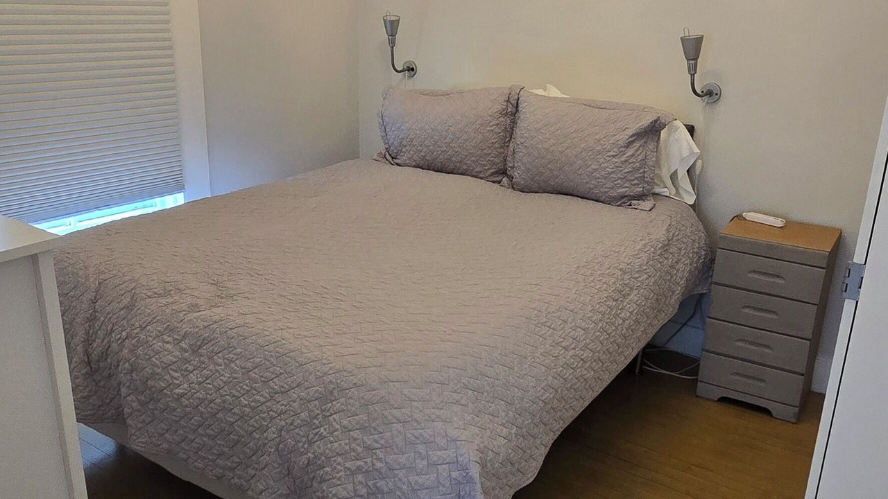 Photo of Bedroom in Newport