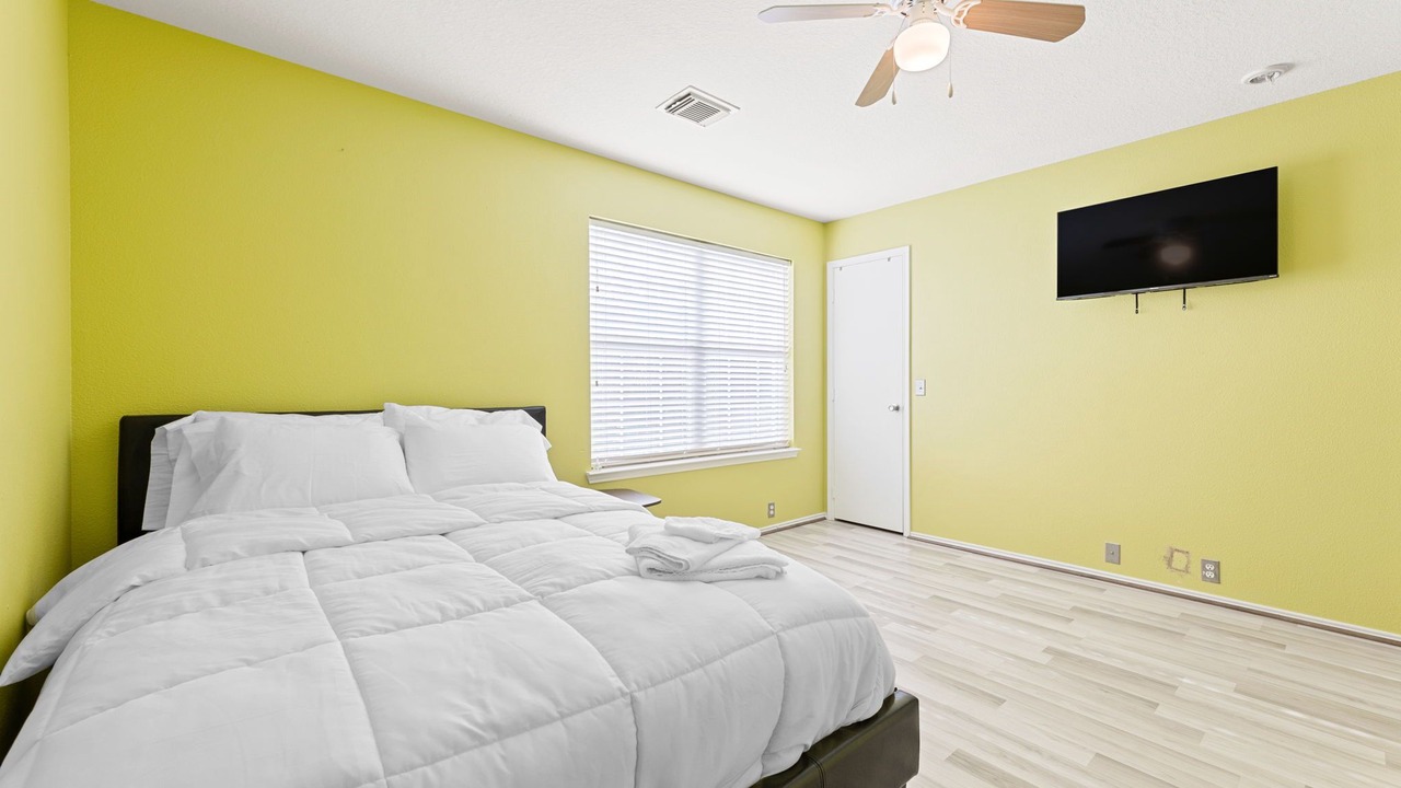 Photo of Bedroom in Clodine
