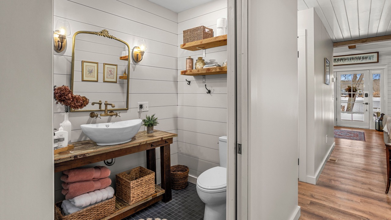Photo of Bathroom in Schuylerville