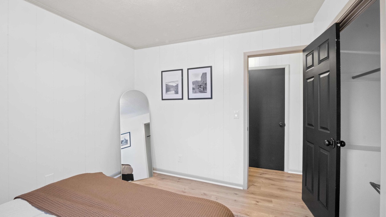 Photo of Bedroom in Summerlee