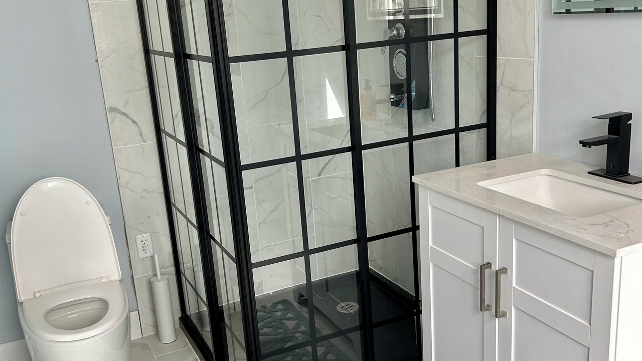 Photo of Bathroom in Etna