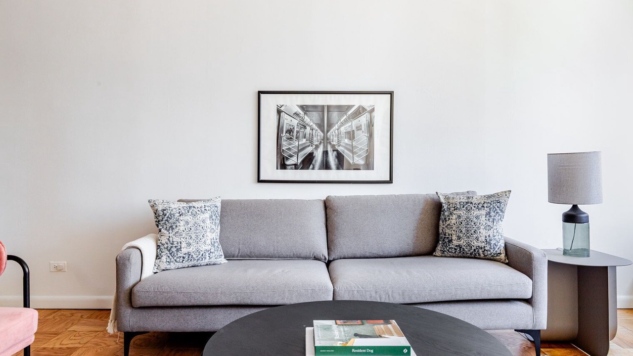 Photo of Livingroom in Turtle Bay
