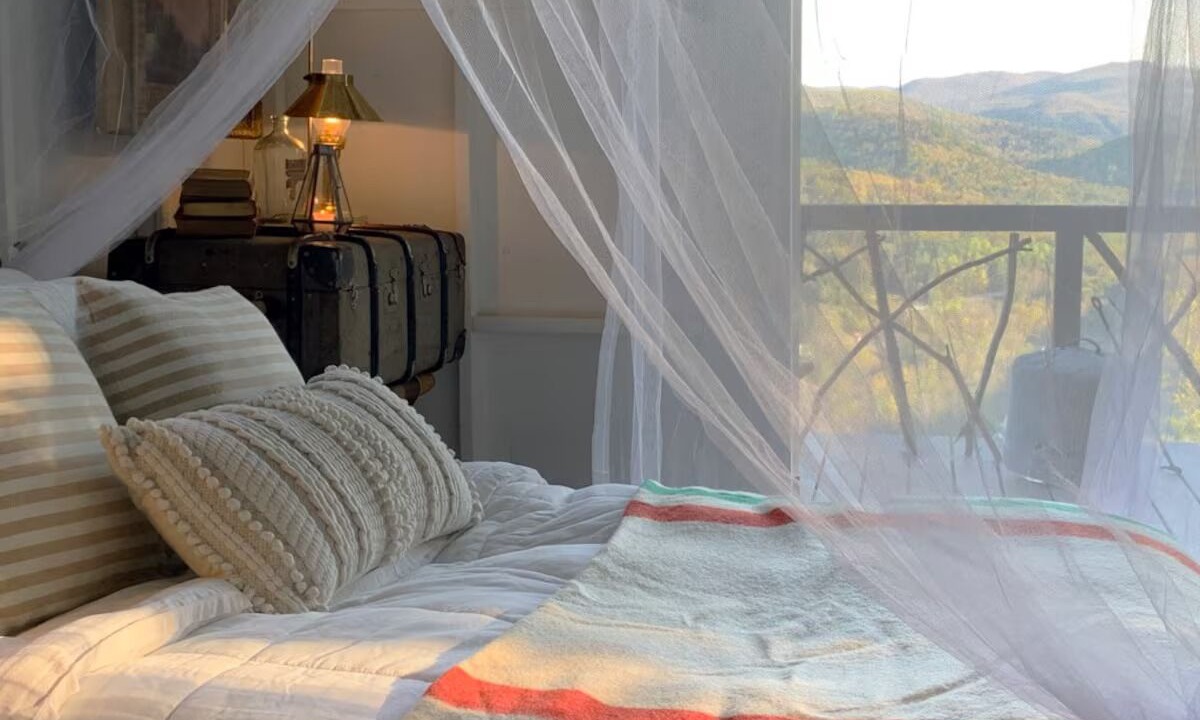 Photo of Bedroom in Stockbridge