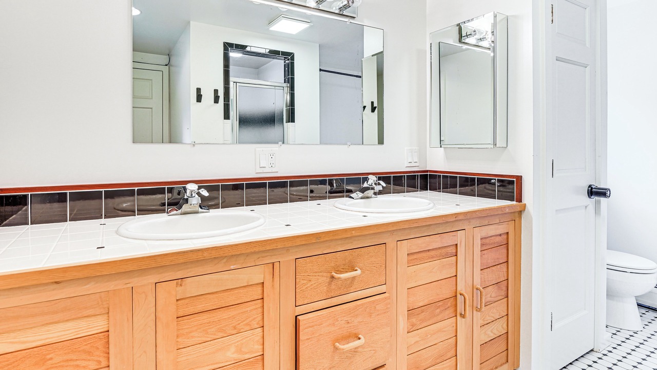 Photo of Bathroom in Housatonic