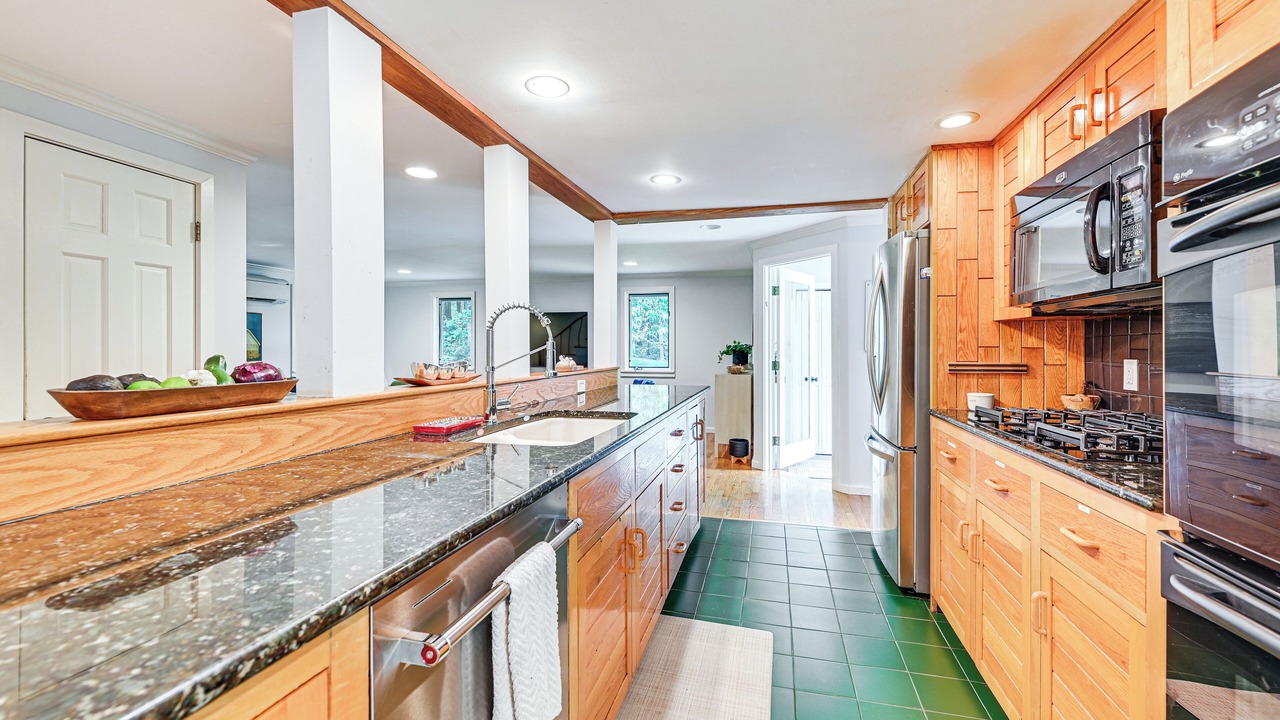 Photo of Kitchen in Housatonic