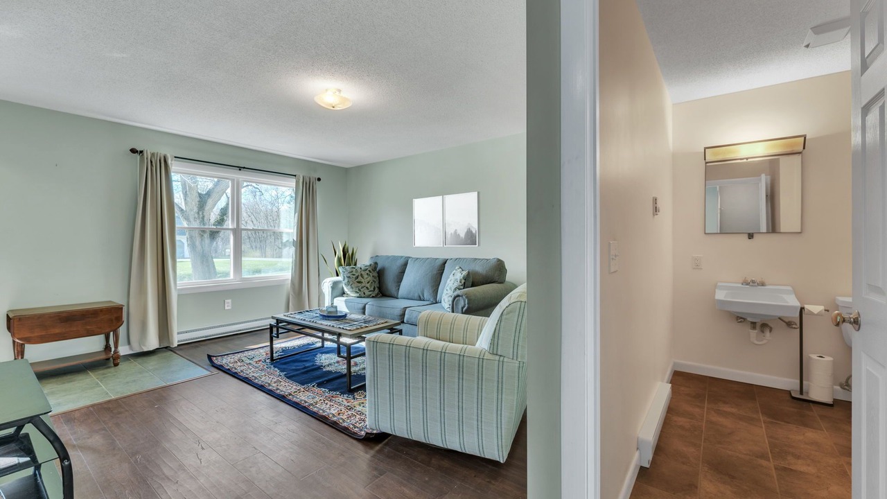 Photo of Livingroom in Barre
