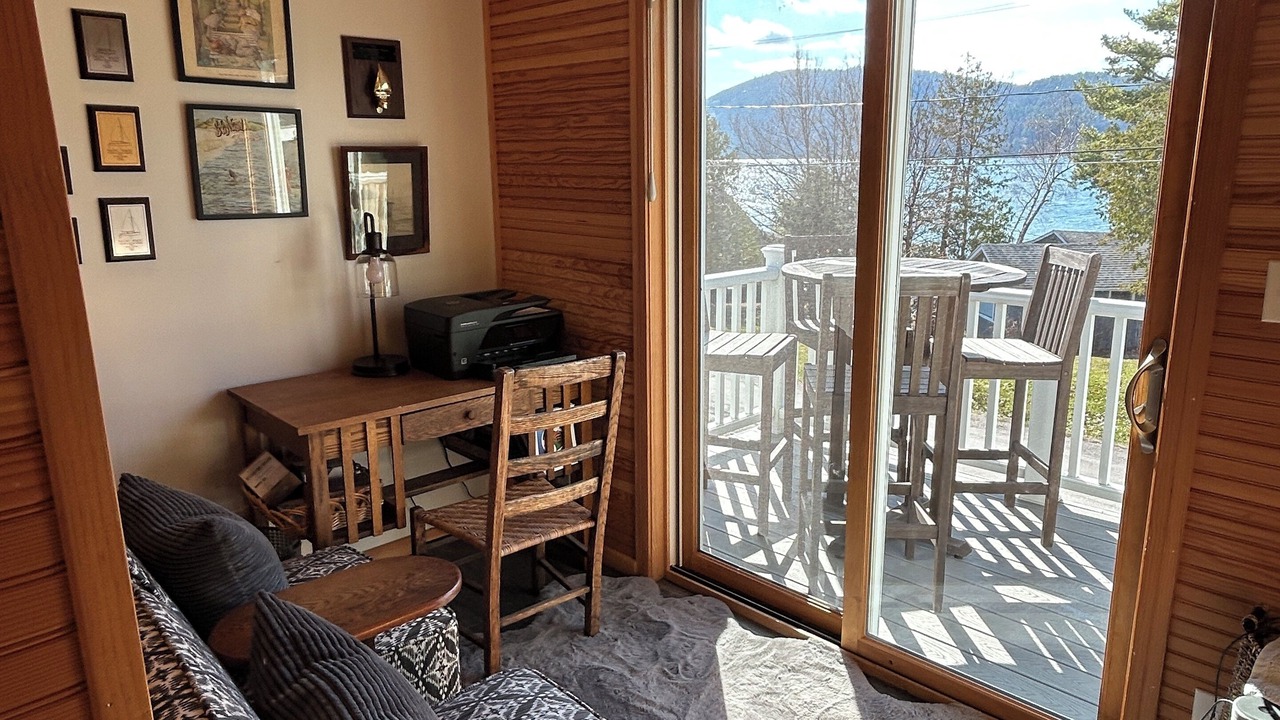 Photo of Livingroom in North Lake George