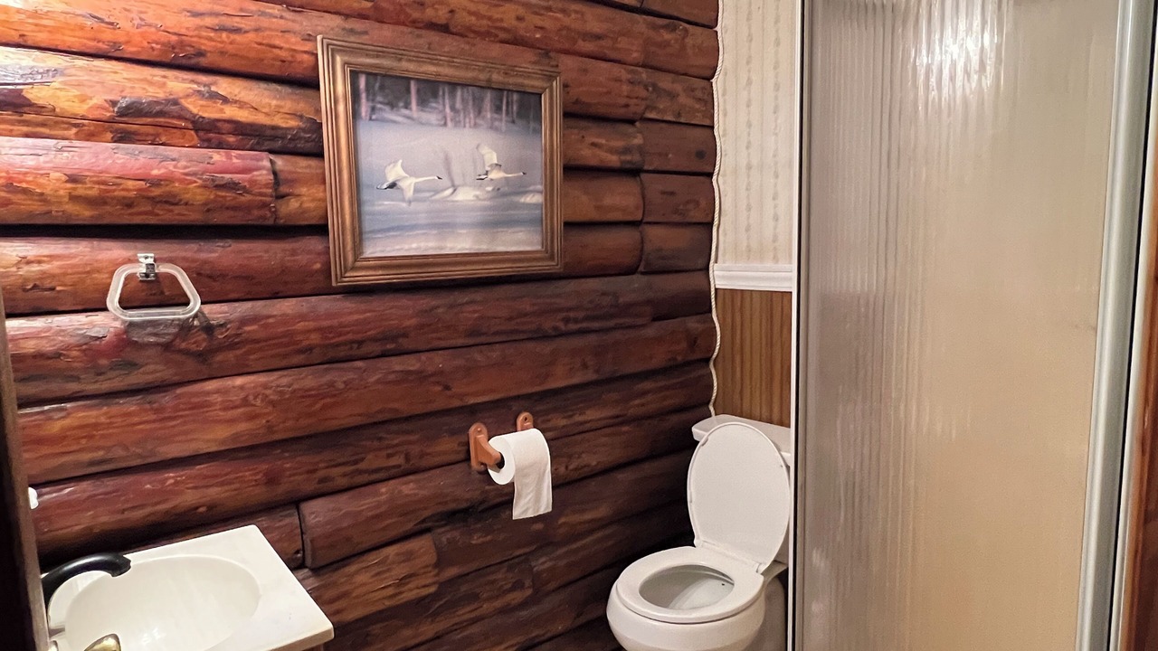 Photo of Bathroom in Marion Station