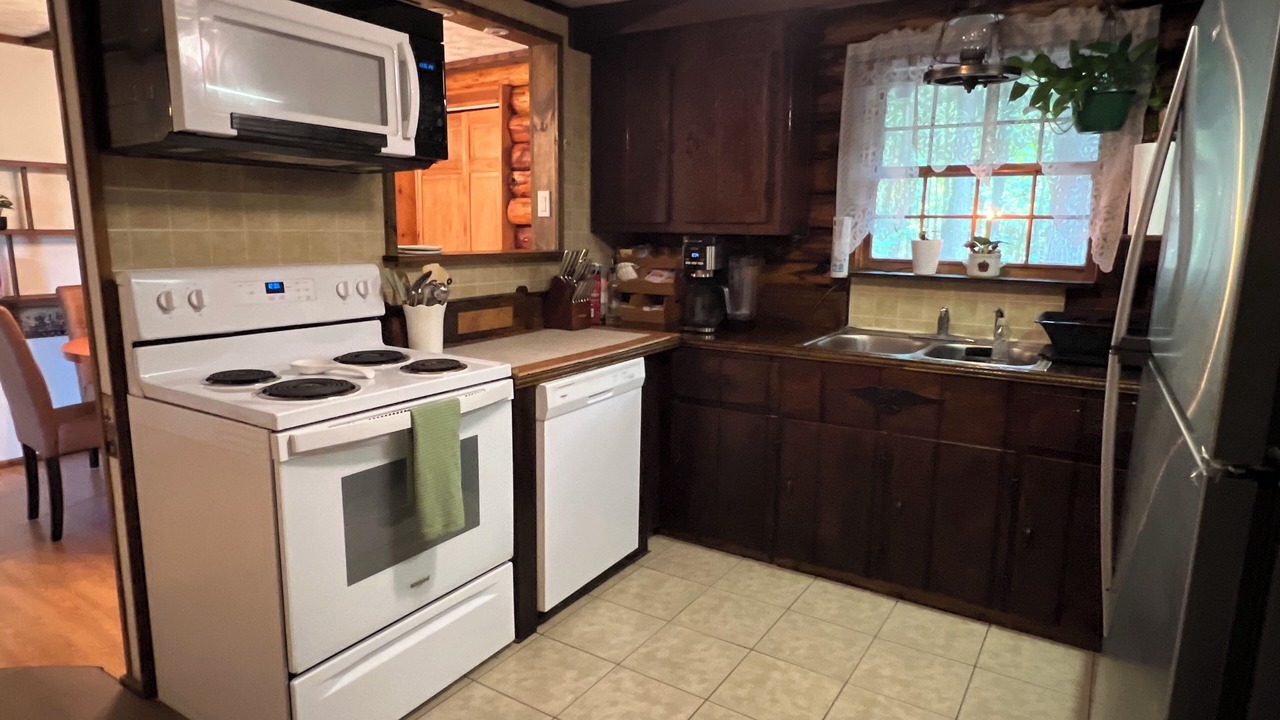 Photo of Kitchen in Marion Station
