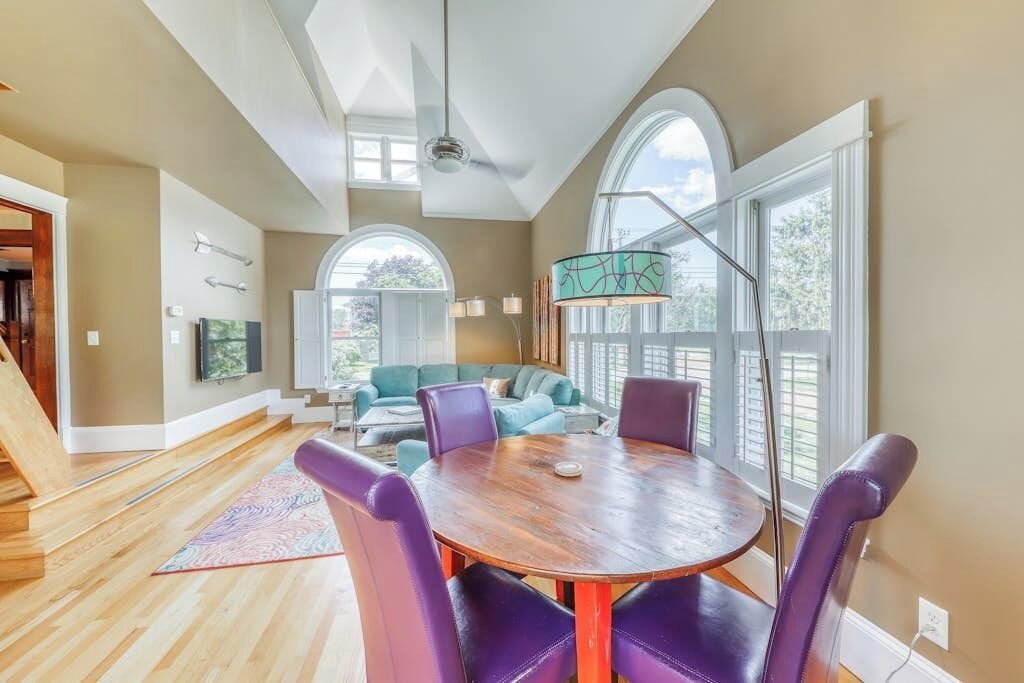 Photo of Livingroom in South Hero